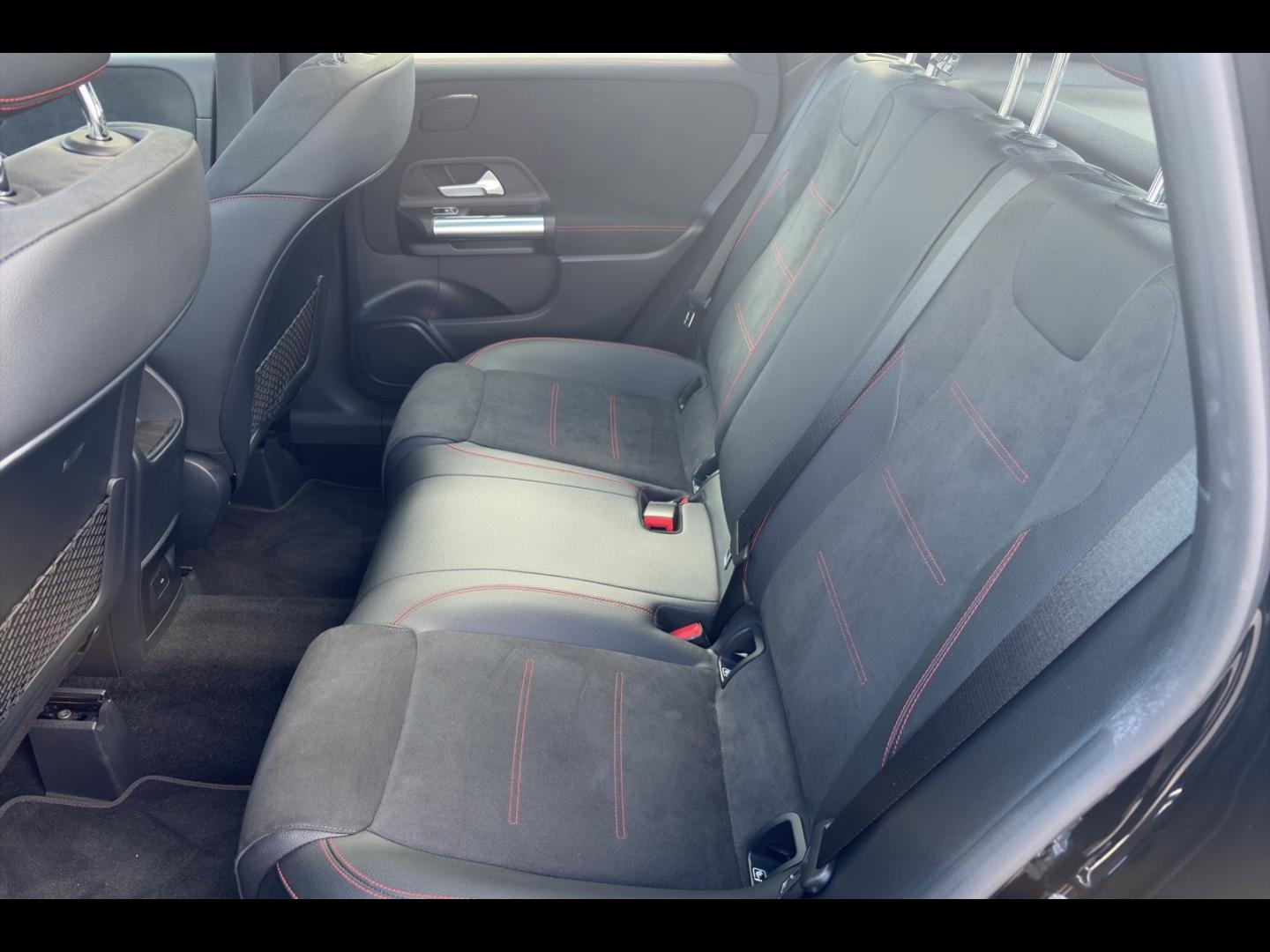 Image MERCEDES-BENZ Classe B 200d 150ch AMG Line 8G-DCT