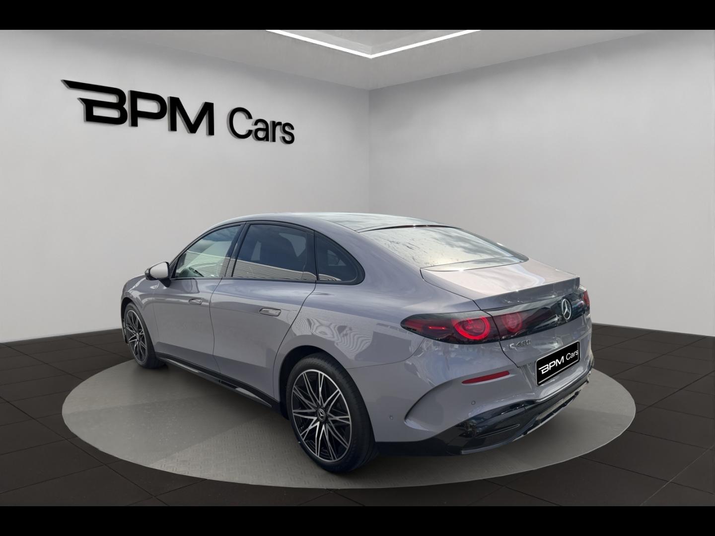 Image MERCEDES-BENZ Classe C 400 489ch 94,5kWh AMG Line 4Matic