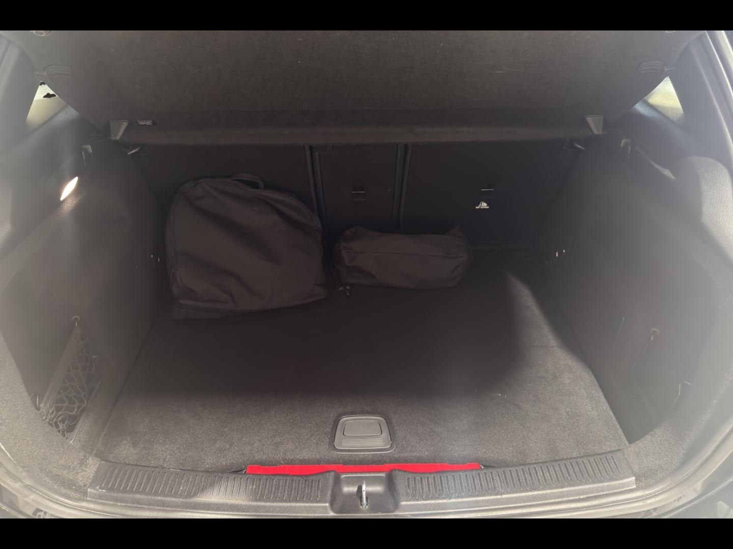 Image MERCEDES-BENZ Classe B 250 e 160+102ch Business Line Edition 8G-DCT
