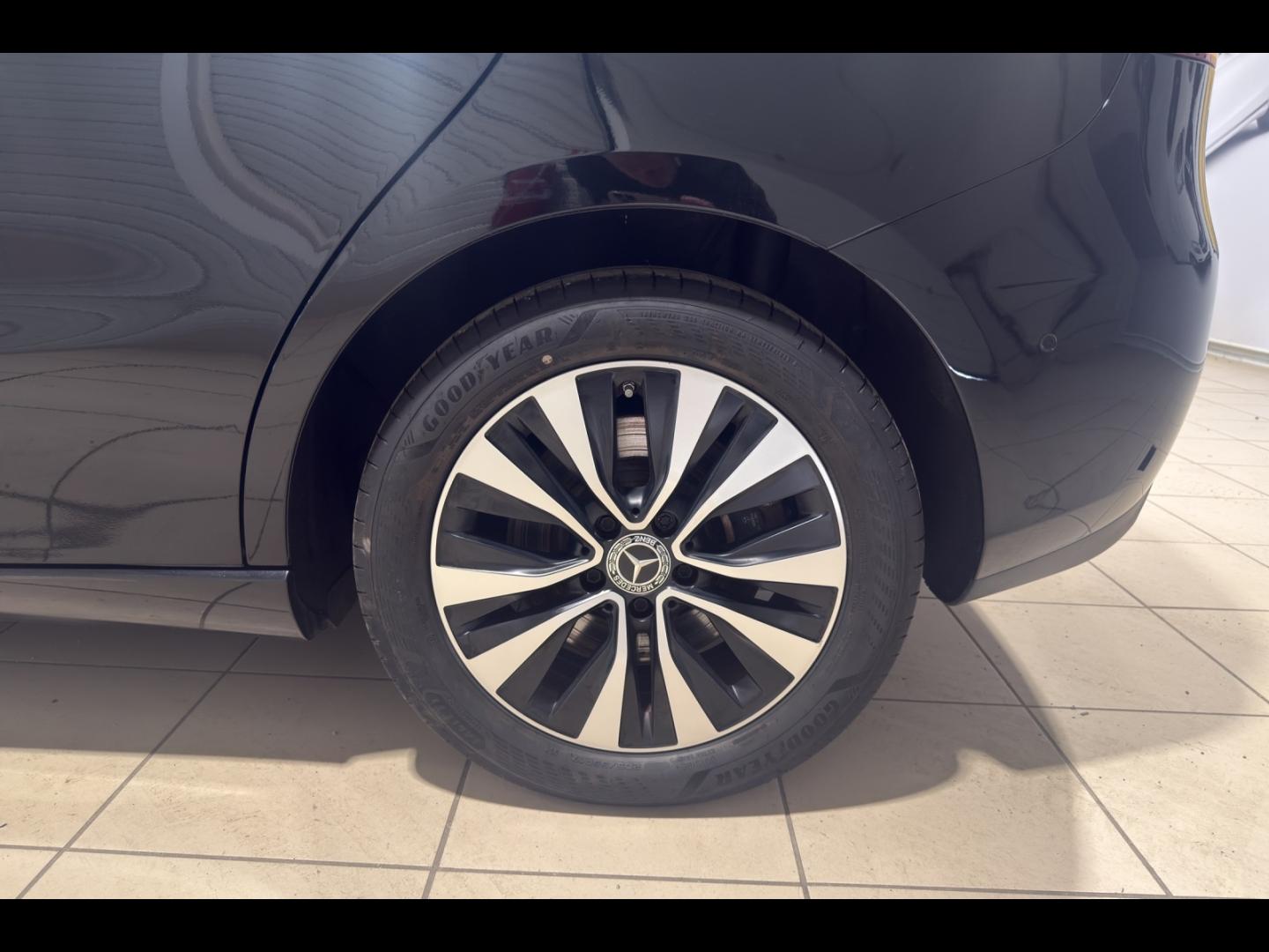 Image MERCEDES-BENZ Classe B 250 e 160+102ch Business Line Edition 8G-DCT