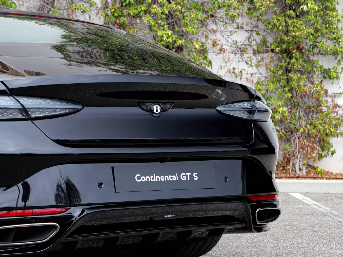 Image BENTLEY CONTINENTAL GT S V8 4.0 Hybrid 680ch