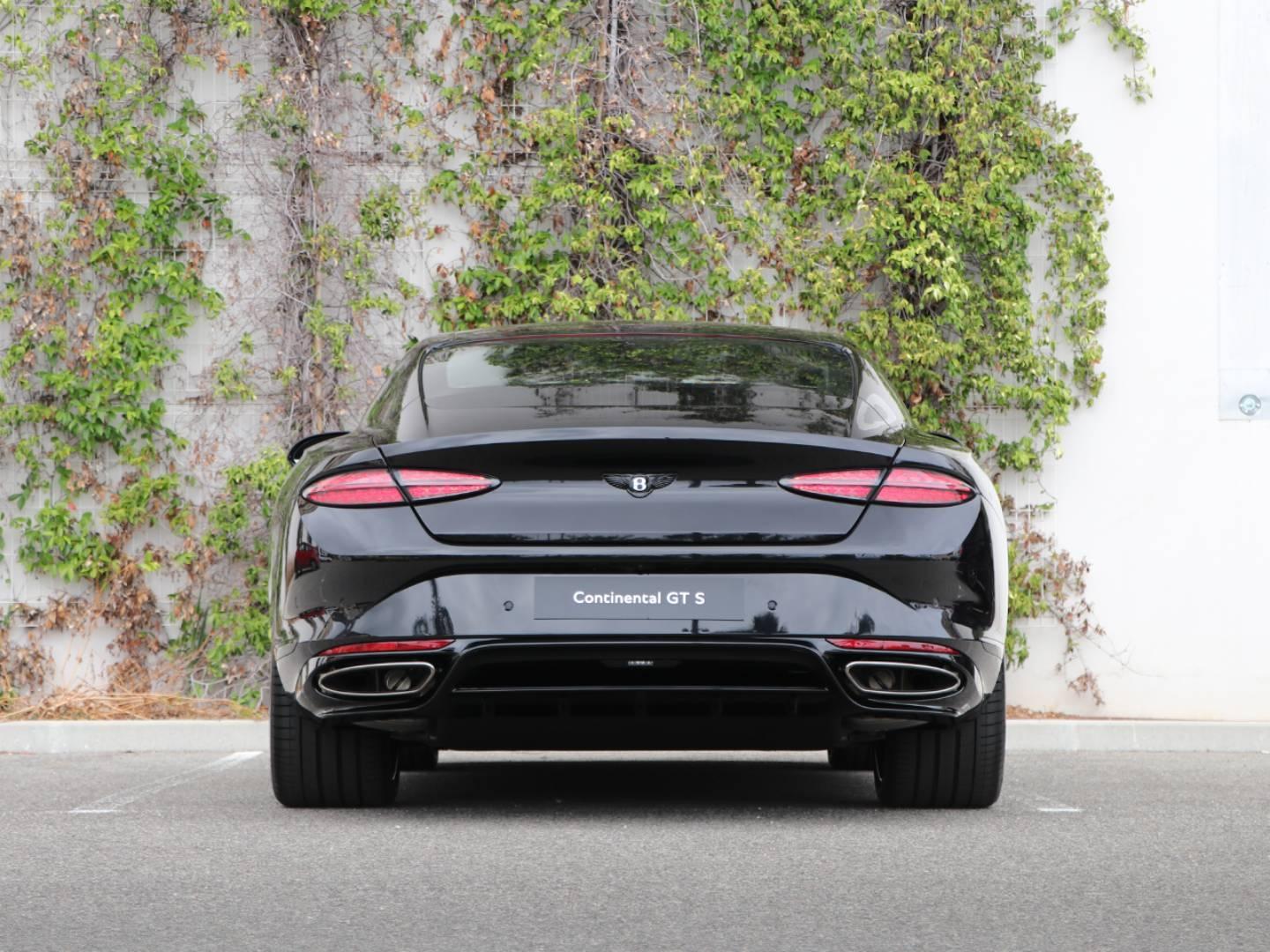 Image BENTLEY CONTINENTAL GT S V8 4.0 Hybrid 680ch