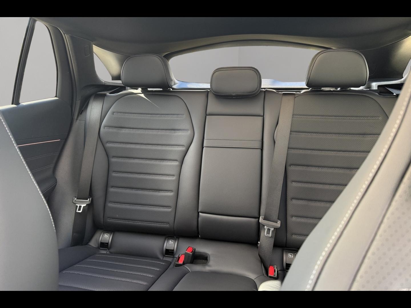 Image MERCEDES-BENZ GLC 400 EQ 489ch AMG Line 4Matic