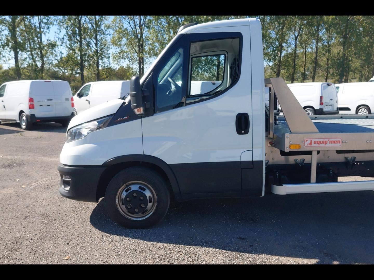 Image IVECO Daily CCb 35C16H empattement 4100 3.0 Tor PORTE VOITURE