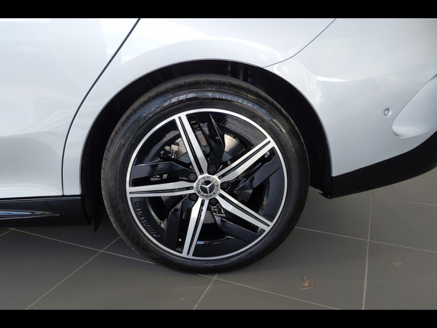 Image MERCEDES-BENZ CLA Shooting Brake 250+ EQ 272ch AMG Line