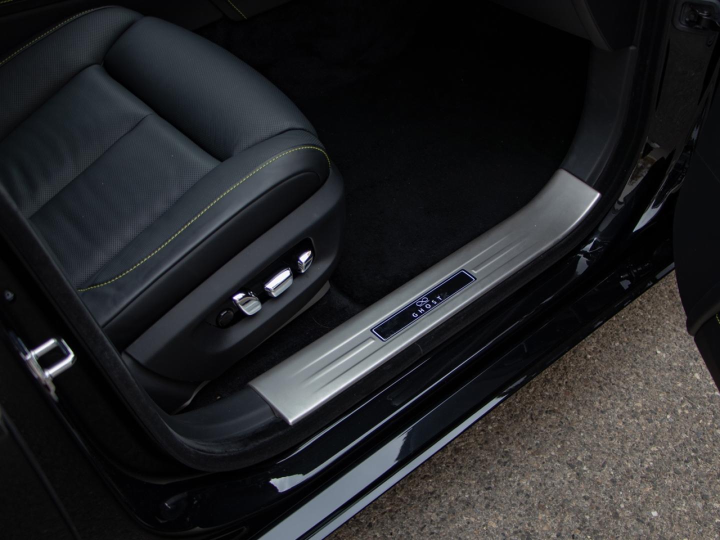 Image ROLLS-ROYCE Ghost V12 6.6 600ch Black Badge