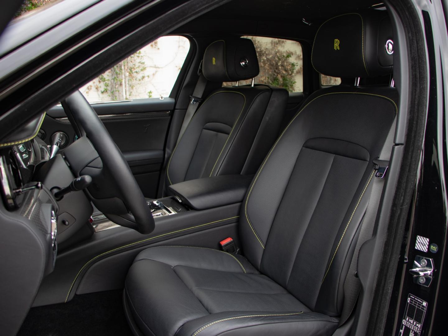 Image ROLLS-ROYCE Ghost V12 6.6 600ch Black Badge
