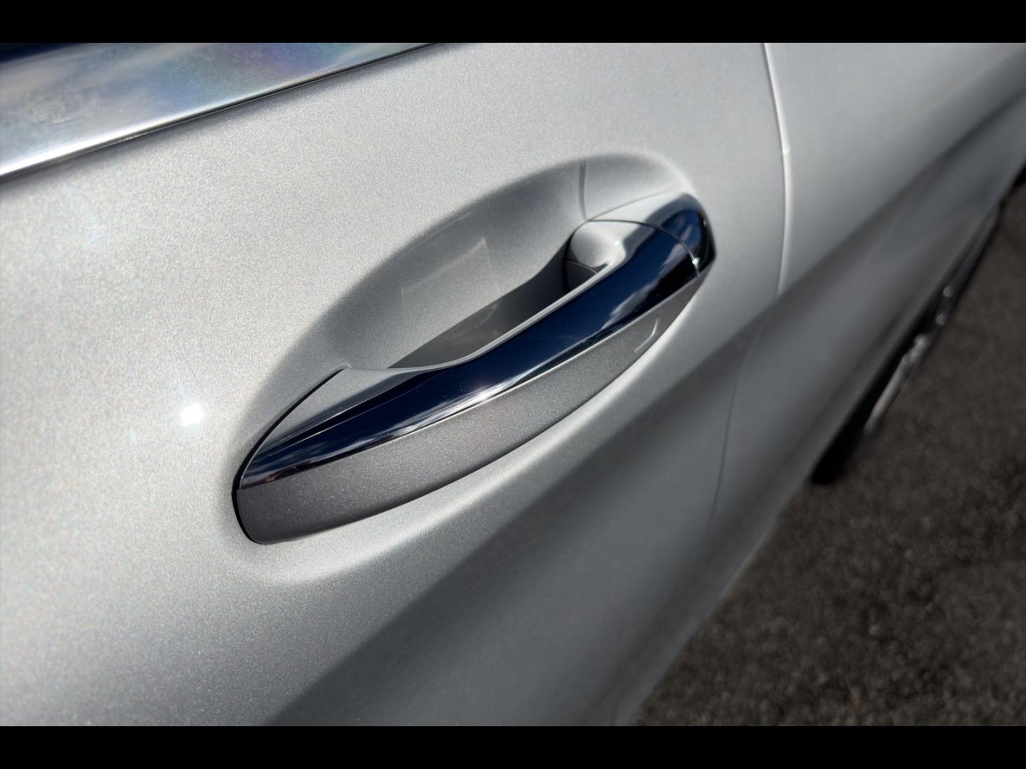 Image MERCEDES-BENZ Classe C 180 d 122ch AMG Line 9G-Tronic