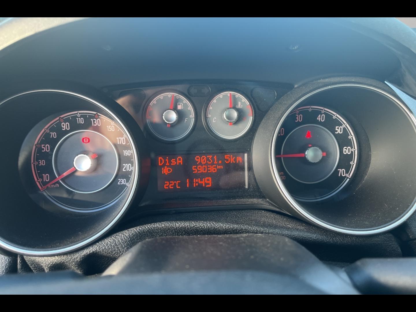 Image FIAT Punto 1.4 8v 77ch S&S Lounge 5p
