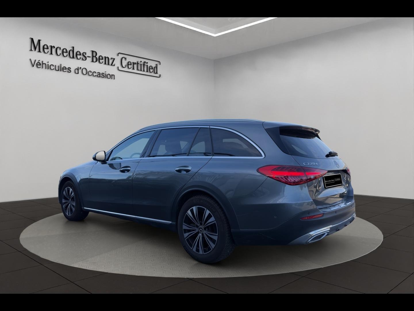 Image MERCEDES-BENZ Classe C 220 d 200ch Avantgarde Line 4Matic