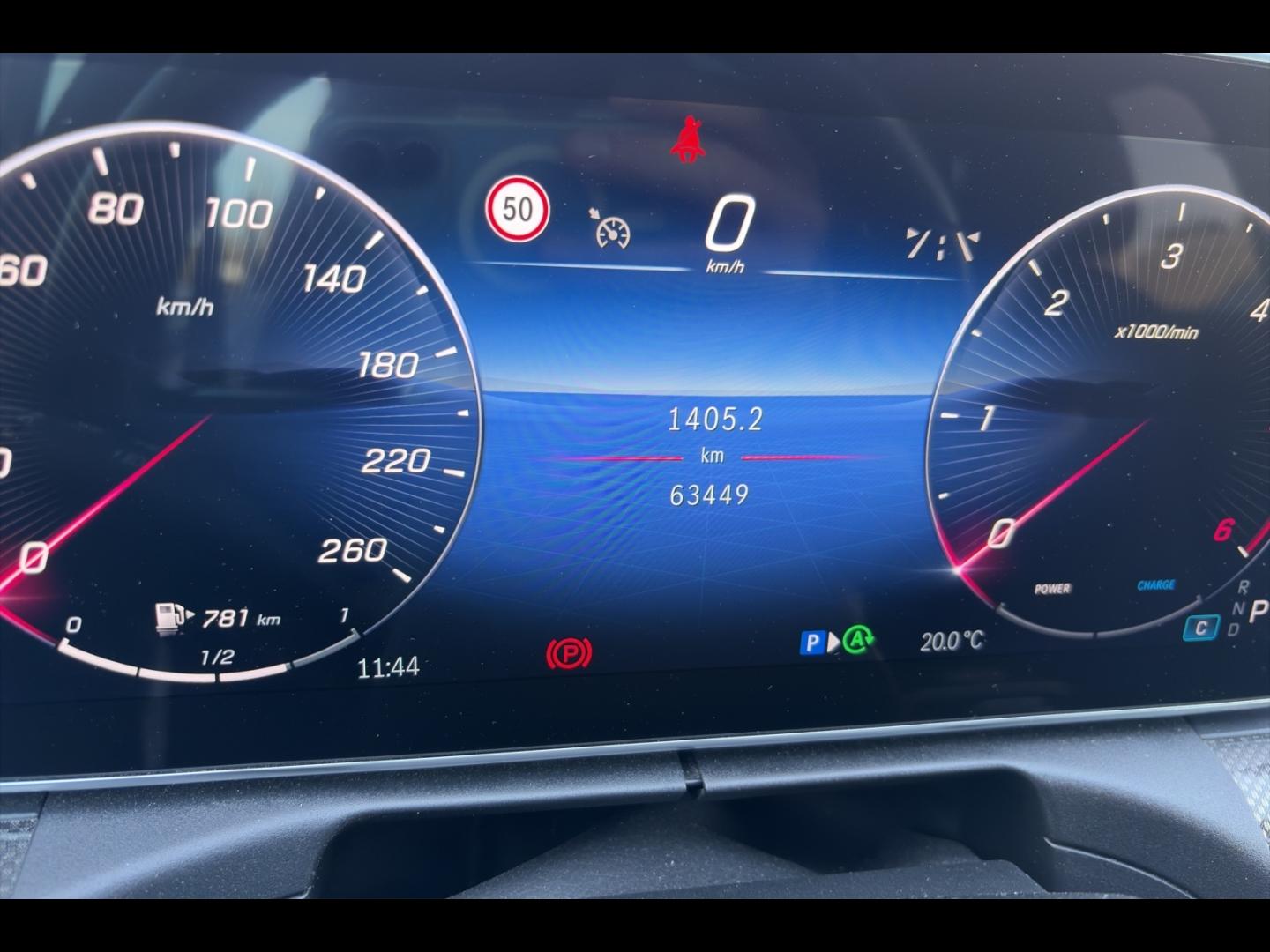 Image MERCEDES-BENZ Classe C 220 d 200ch Avantgarde Line 4Matic