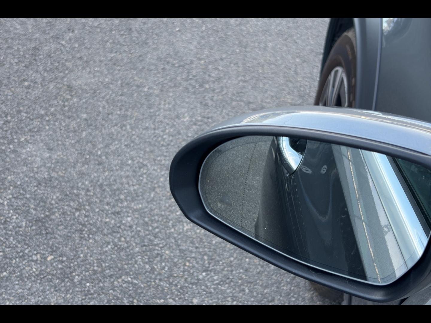Image MERCEDES-BENZ Classe C 220 d 200ch Avantgarde Line 4Matic
