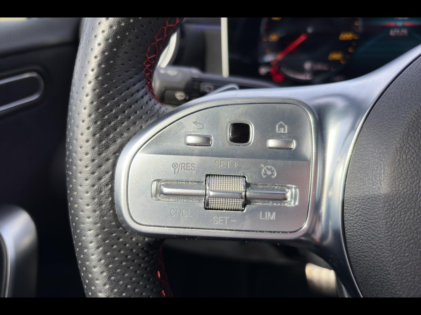 Image MERCEDES-BENZ Classe A 200 163ch AMG Line 7G-DCT
