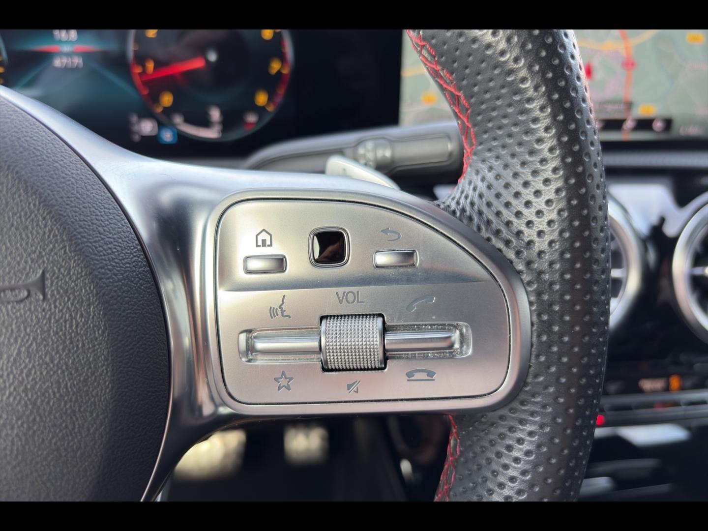 Image MERCEDES-BENZ Classe A 200 163ch AMG Line 7G-DCT
