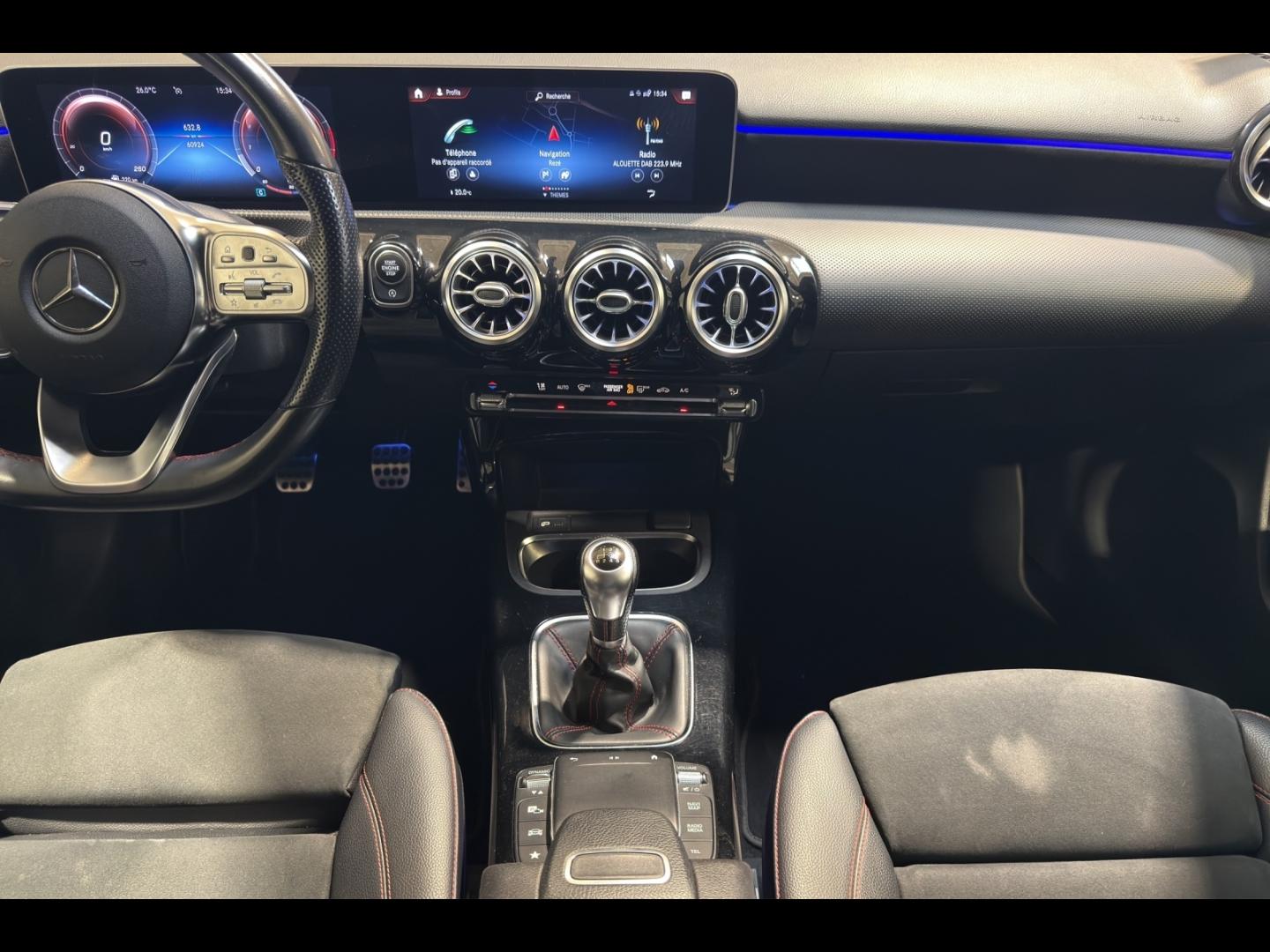 Image MERCEDES-BENZ Classe A 180 136ch AMG Line