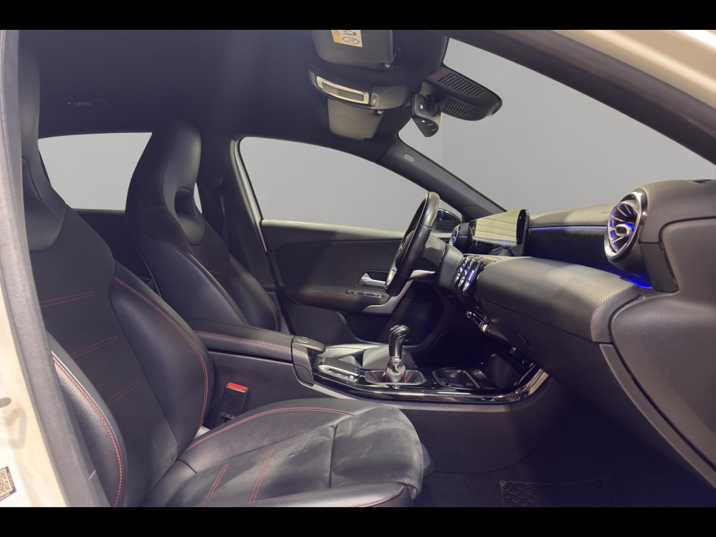 Image MERCEDES-BENZ Classe A 180 136ch AMG Line