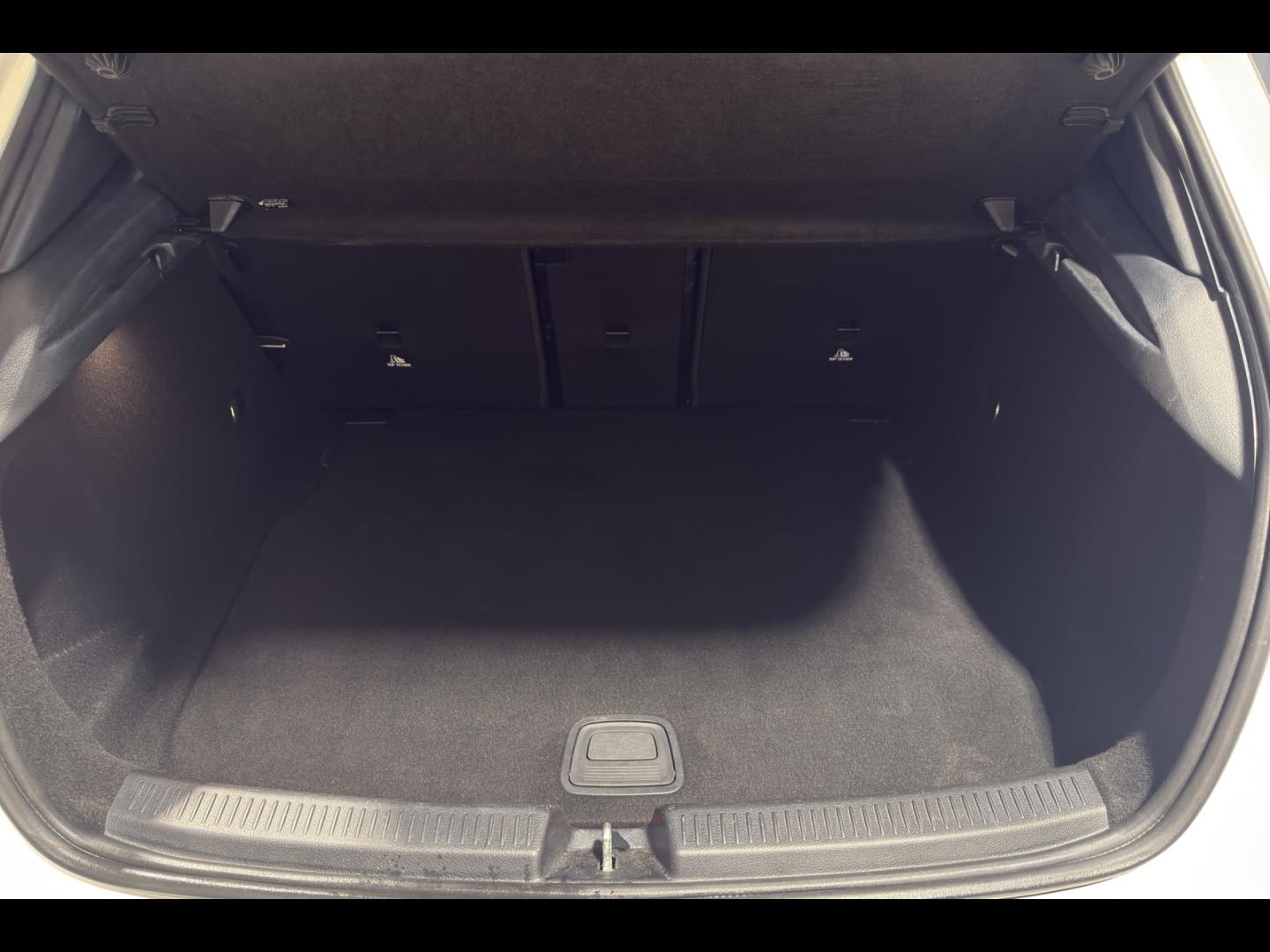 Image MERCEDES-BENZ Classe A 180 136ch AMG Line