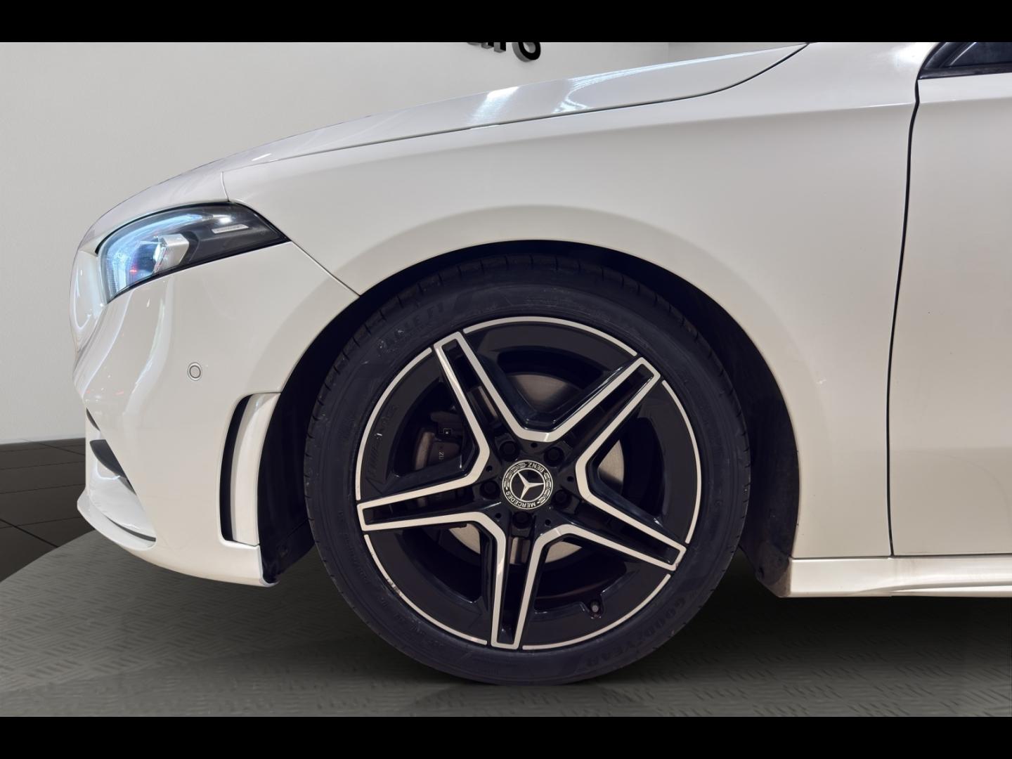 Image MERCEDES-BENZ Classe A 180 136ch AMG Line