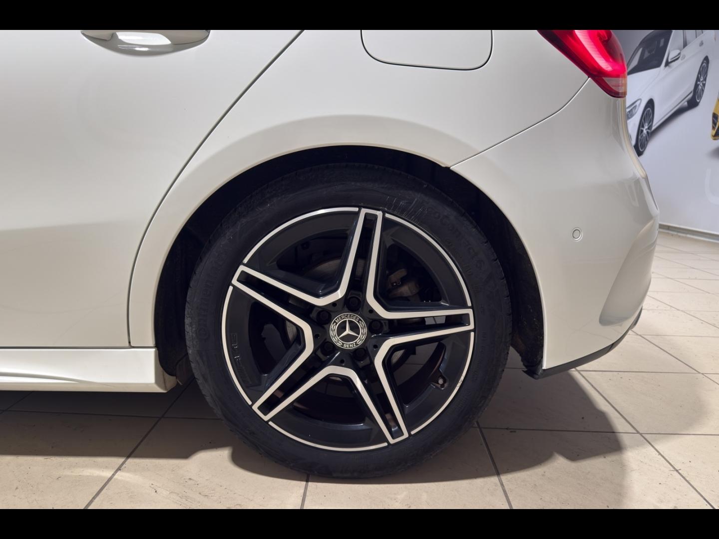 Image MERCEDES-BENZ Classe A 180 136ch AMG Line
