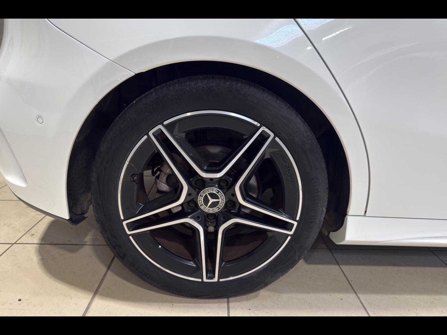 Image MERCEDES-BENZ Classe A 180 136ch AMG Line