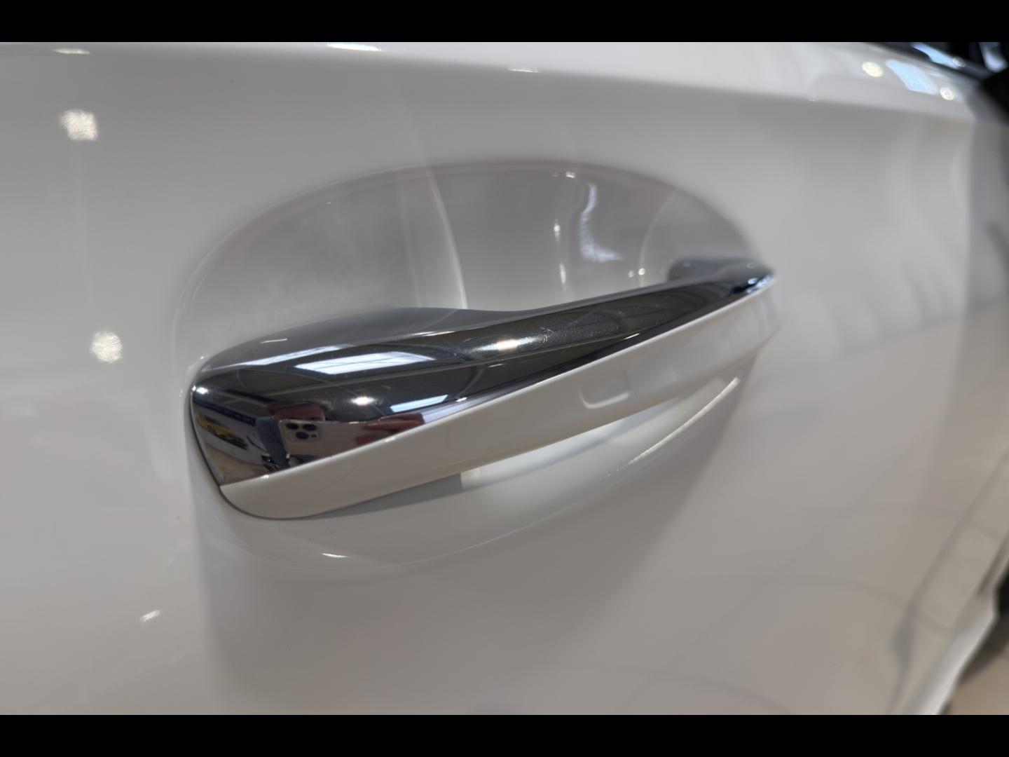 Image MERCEDES-BENZ Classe A 180 136ch AMG Line