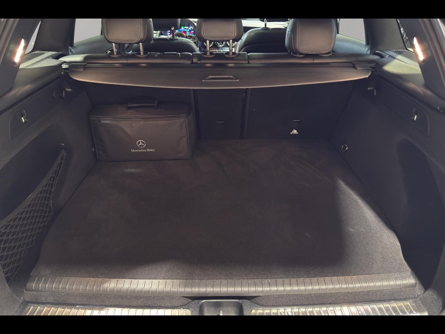 Image MERCEDES-BENZ GLC 300 de 194+122ch Business Line 4Matic 9G-Tronic