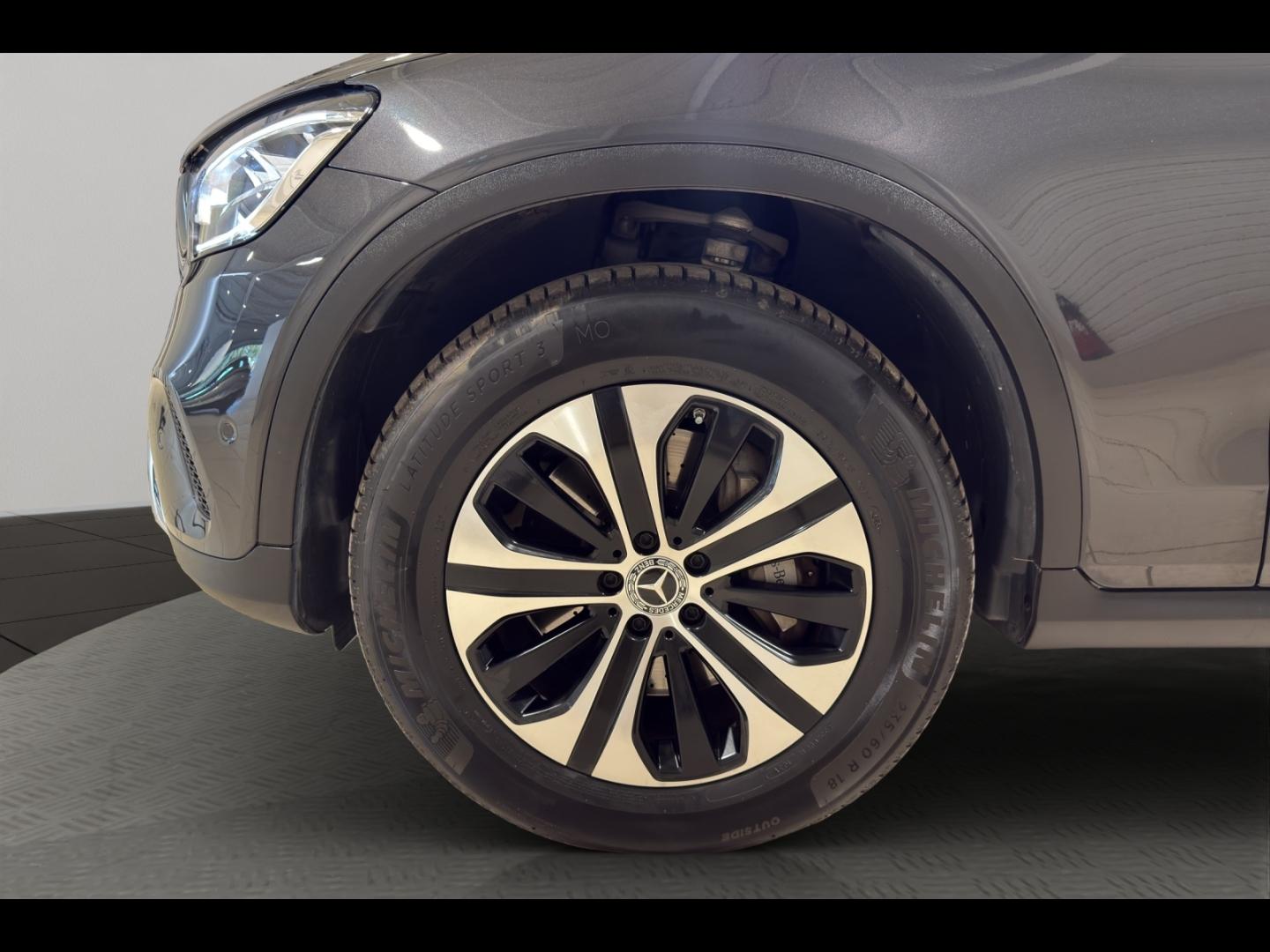 Image MERCEDES-BENZ GLC 300 de 194+122ch Business Line 4Matic 9G-Tronic