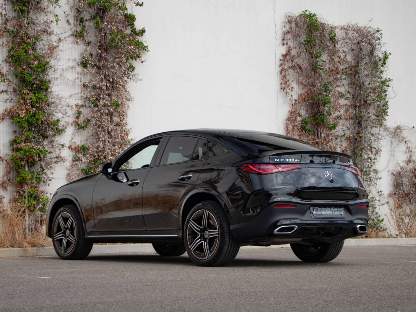 Image MERCEDES-BENZ GLC Coupé 300 d e Hybrid 197+136ch AMG Line + 4Matic 9G-Tronic