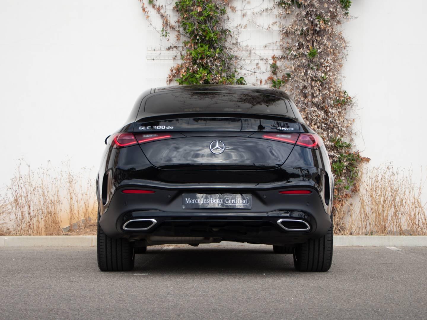 Image MERCEDES-BENZ GLC Coupé 300 d e Hybrid 197+136ch AMG Line + 4Matic 9G-Tronic