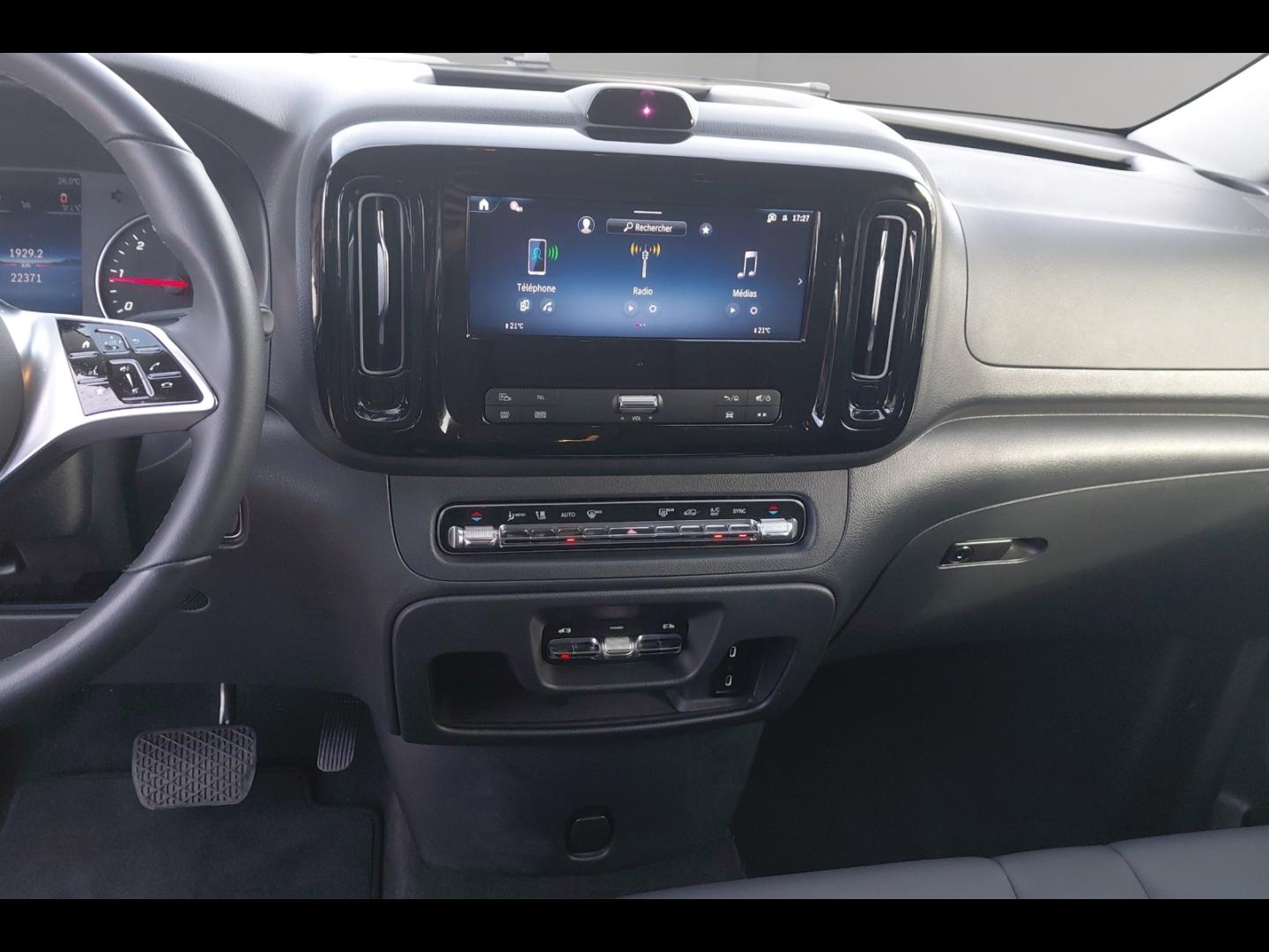Image MERCEDES-BENZ Vito Tourer 116 CDI Extra-Long Select 9G-Tronic