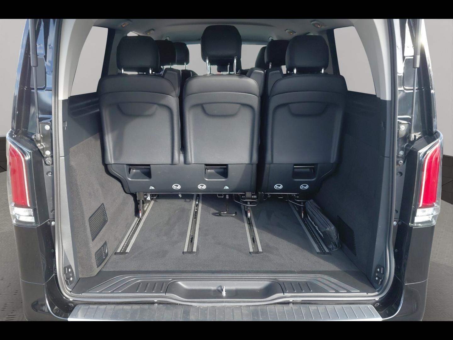 Image MERCEDES-BENZ Vito Tourer 116 CDI Extra-Long Select 9G-Tronic