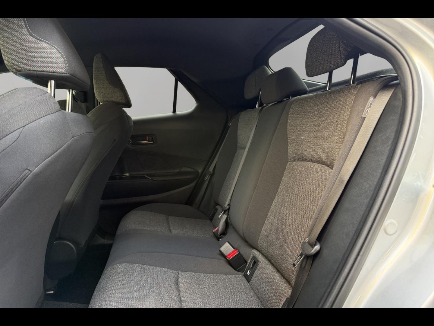 Image TOYOTA C-HR 1.8 Hybride 140ch Design MY25