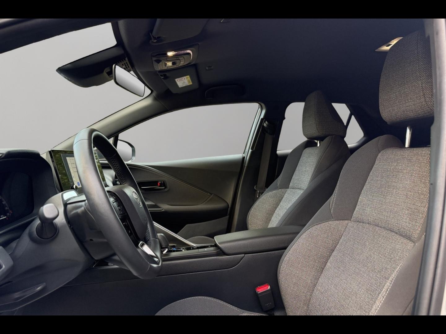 Image TOYOTA C-HR 1.8 Hybride 140ch Design MY25