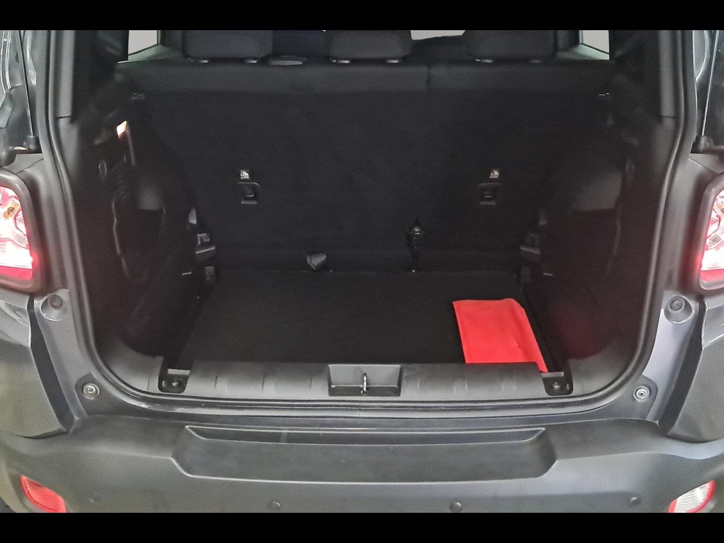 Image JEEP Renegade 1.5 Turbo T4 130ch MHEV Night Eagle BVR7 MY22
