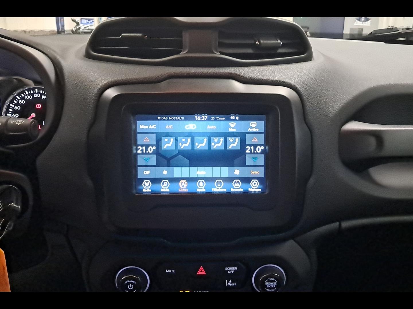 Image JEEP Renegade 1.5 Turbo T4 130ch MHEV Night Eagle BVR7 MY22