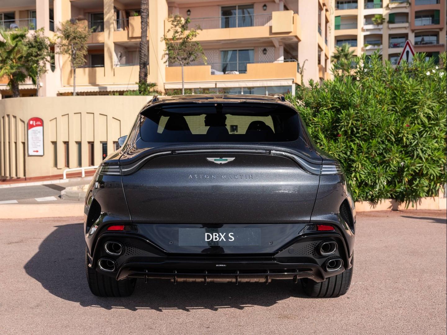 Image ASTON MARTIN DBX S DBX S - 727ch
