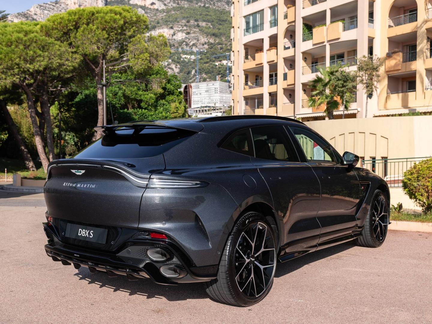 Image ASTON MARTIN DBX S DBX S - 727ch
