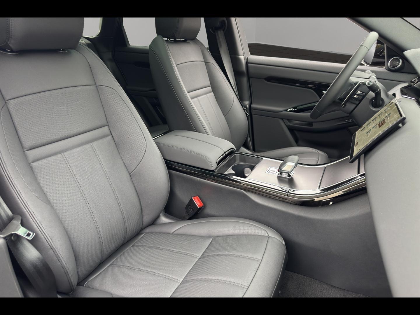 Image LAND-ROVER Range Rover Evoque 1.5 P270e PHEV 269ch Dynamic SE