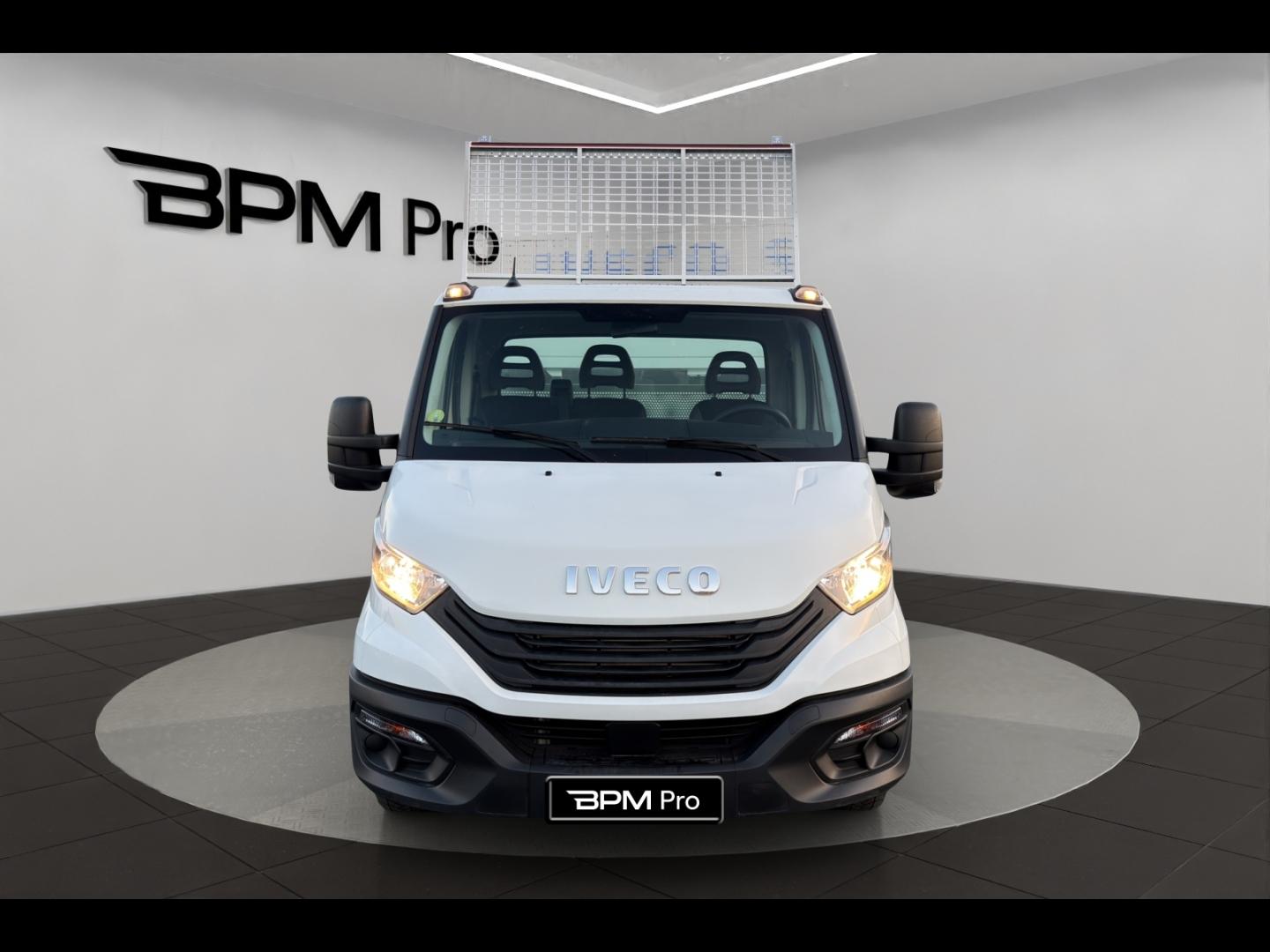 Image IVECO Daily CCb 35-160H / 3.0 160CH / BENNE 3.50m & COFFRE NEUF / 35C16 / 2024 /