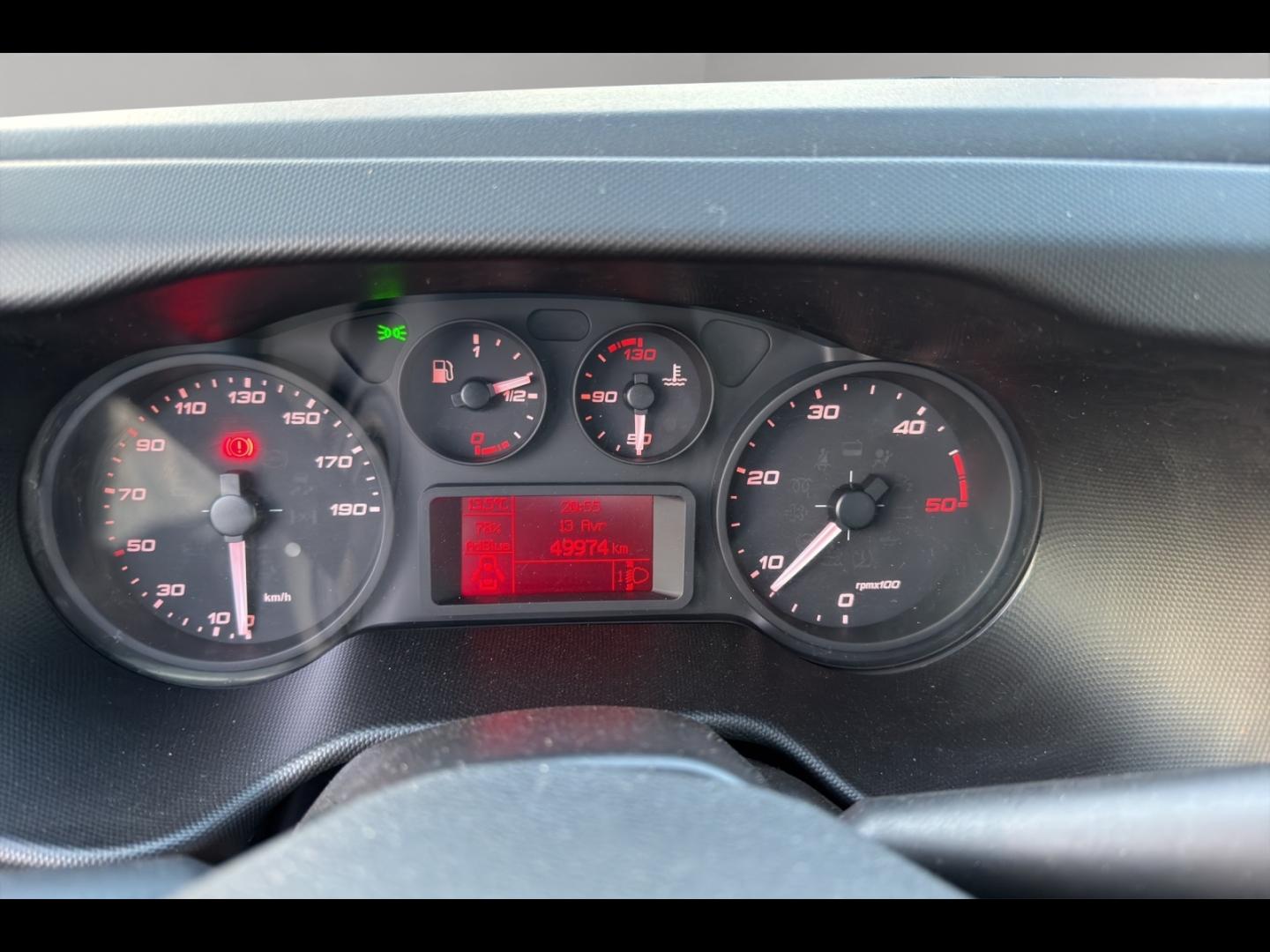 Image IVECO Daily CCb 35-160H / 3.0 160CH / BENNE 3.50m & COFFRE NEUF / 35C16 / 2024 /