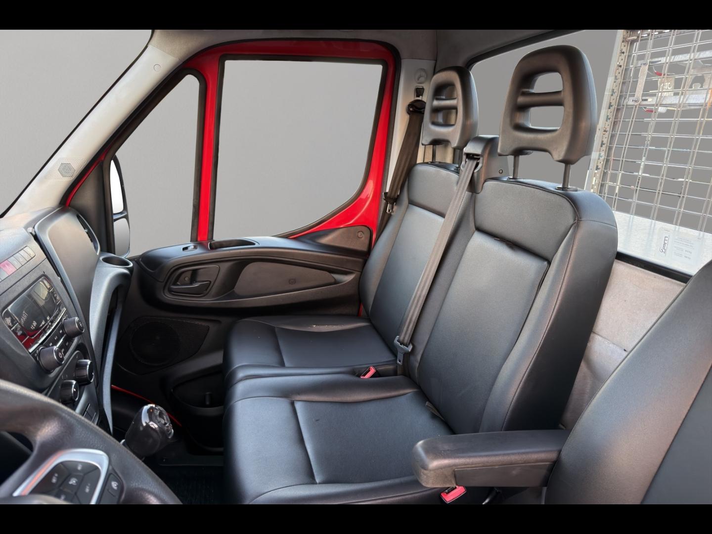 Image IVECO Daily CCb 35C12 Empattement 3450 Tor