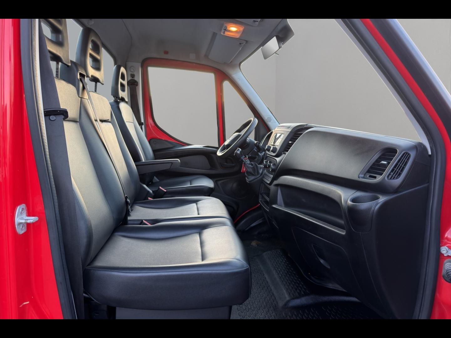 Image IVECO Daily CCb 35C12 Empattement 3450 Tor
