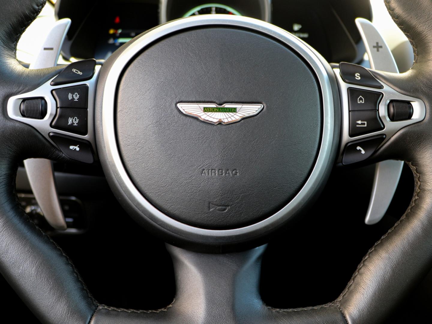 Image ASTON MARTIN DBS Volante V12 5.2 725ch Superleggera BVA8