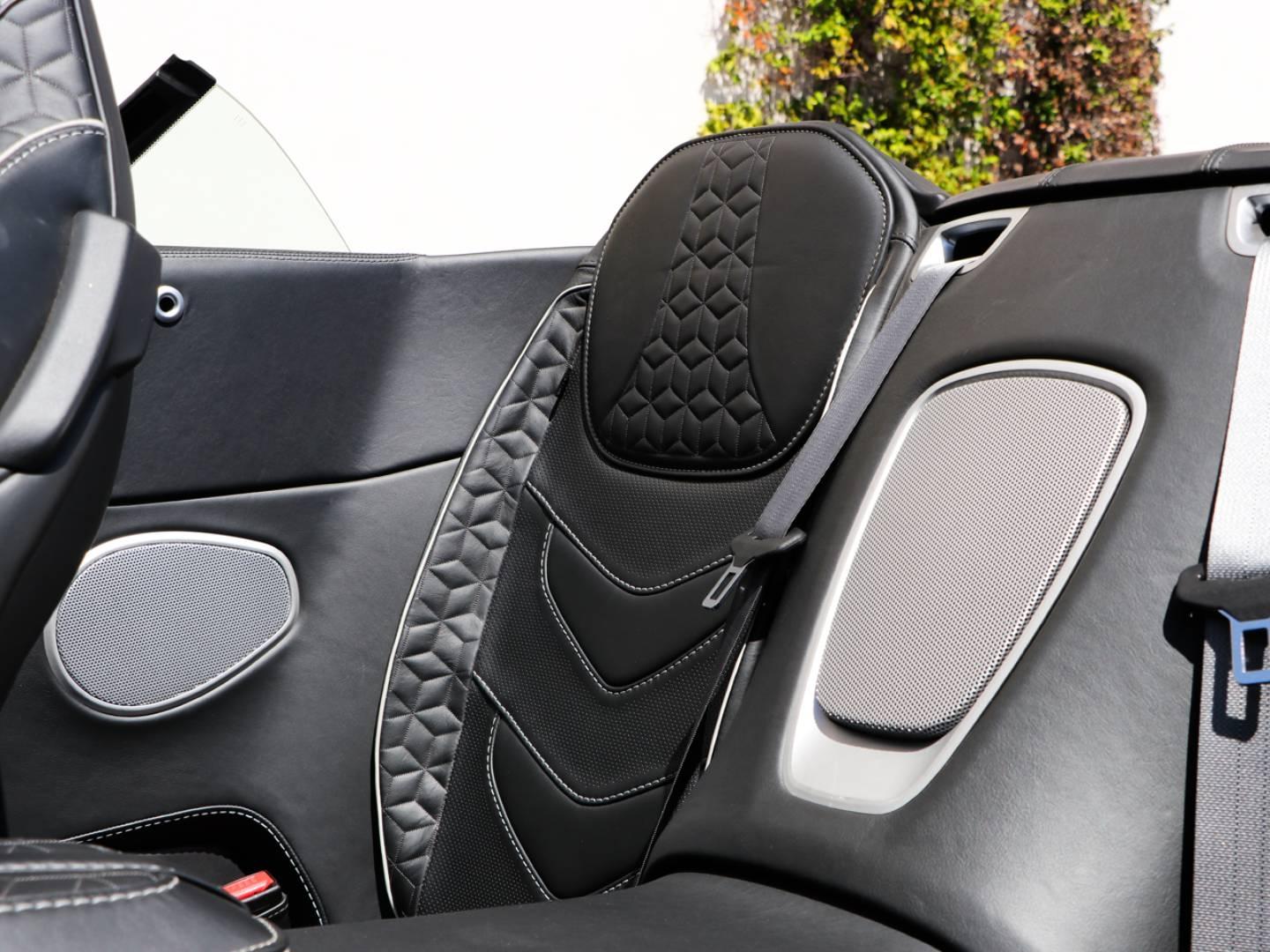 Image ASTON MARTIN DBS Volante V12 5.2 725ch Superleggera BVA8