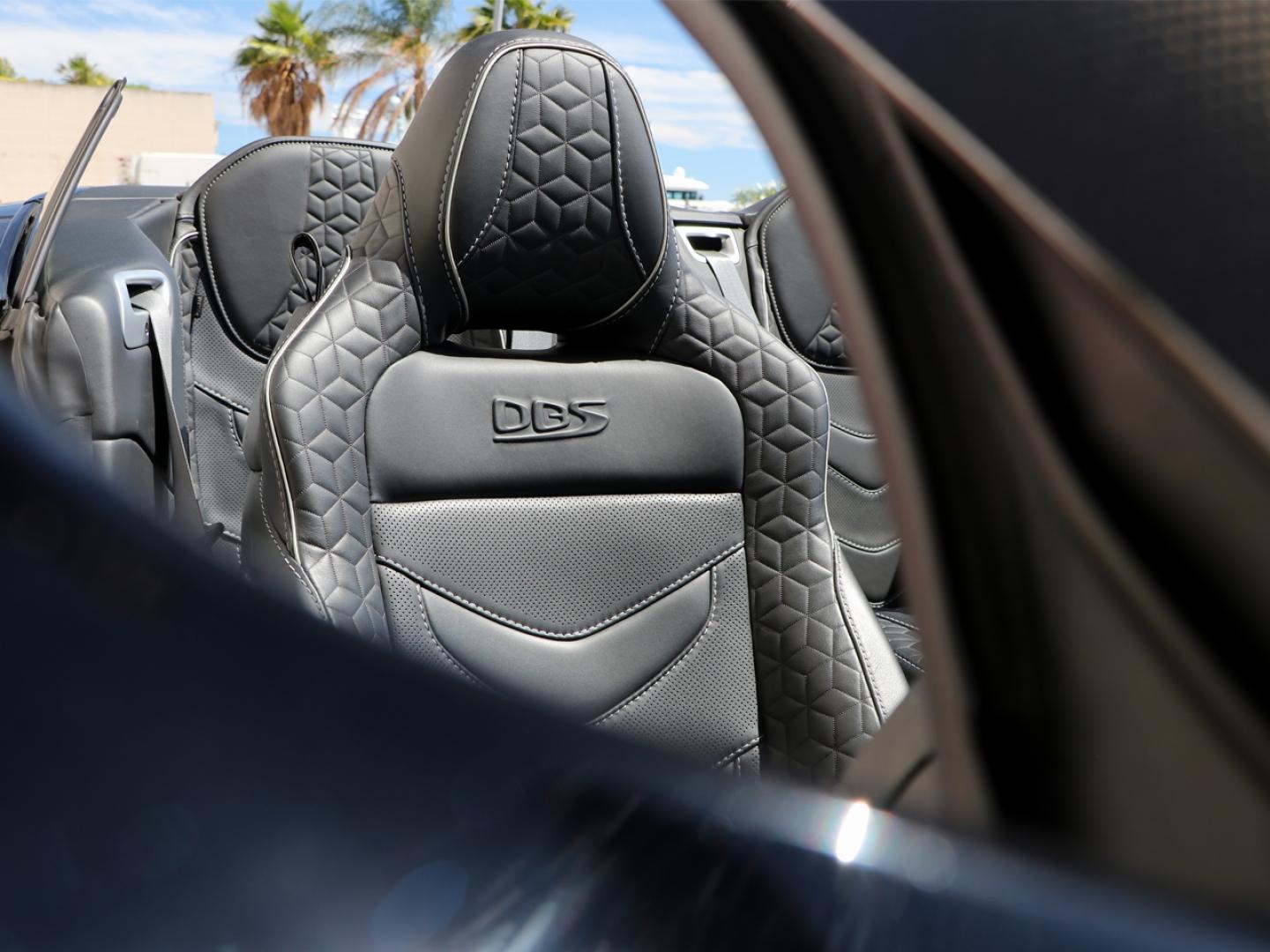 Image ASTON MARTIN DBS Volante V12 5.2 725ch Superleggera BVA8
