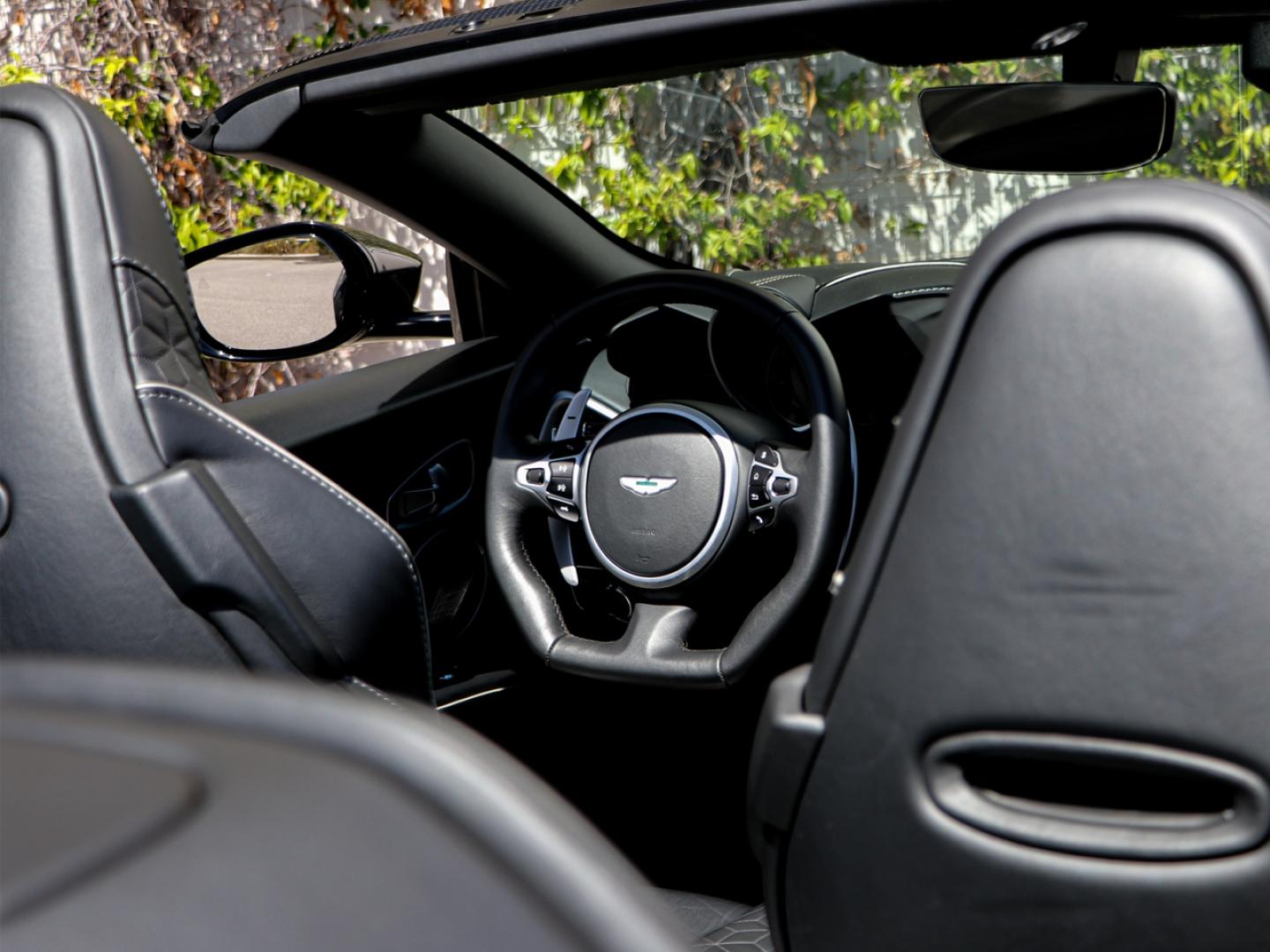 Image ASTON MARTIN DBS Volante V12 5.2 725ch Superleggera BVA8