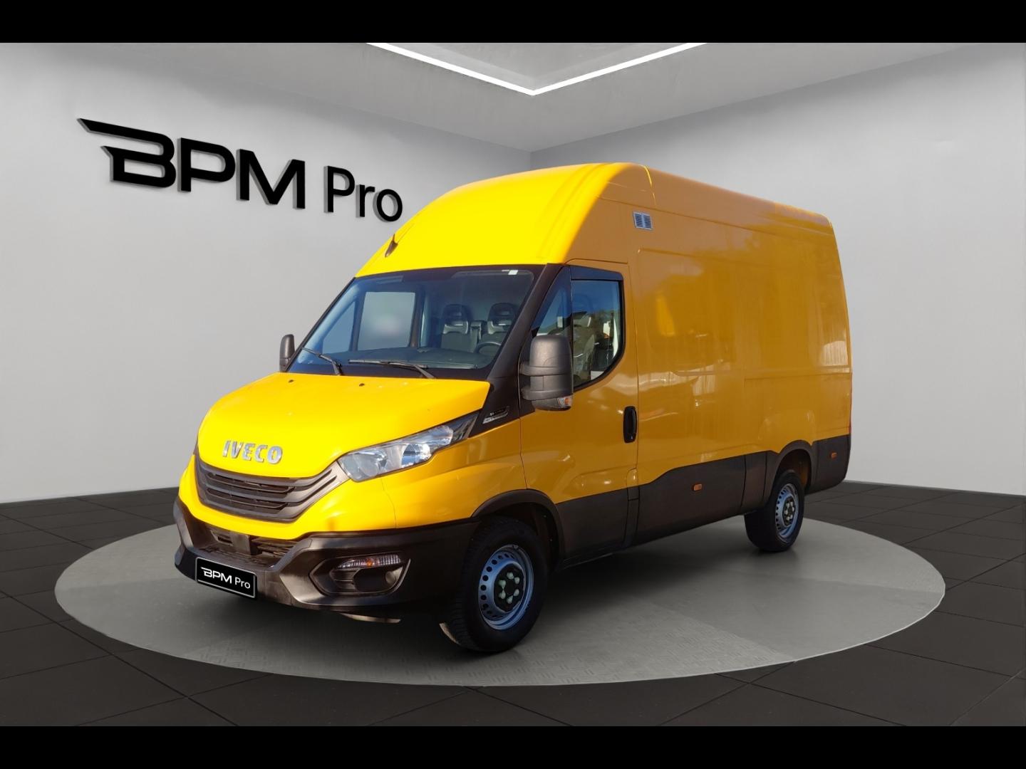 Photo IVECO Daily 35S Fg 35S16A8 V12 Hi-Matic FOURGON