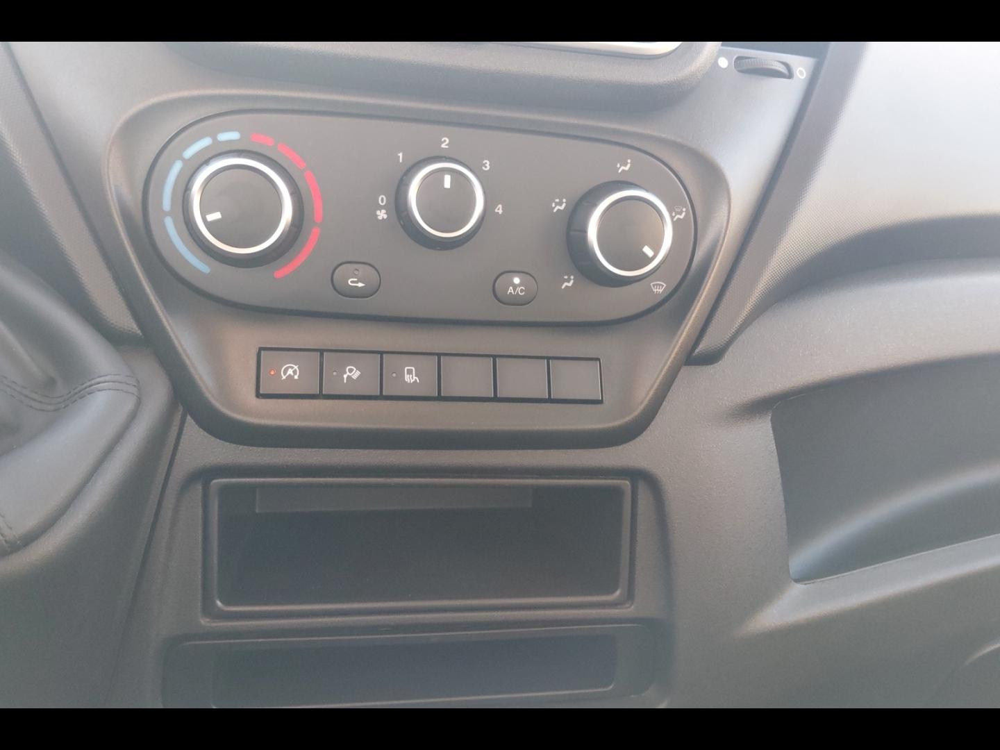 Image IVECO Daily 35S Fg 35S16A8 V12 Hi-Matic FOURGON