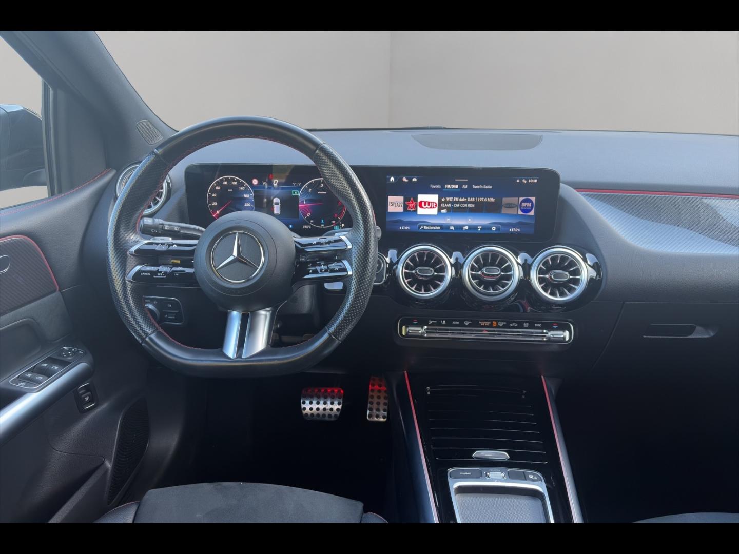 Image MERCEDES-BENZ Classe B 200d 150ch AMG Line 8G-DCT