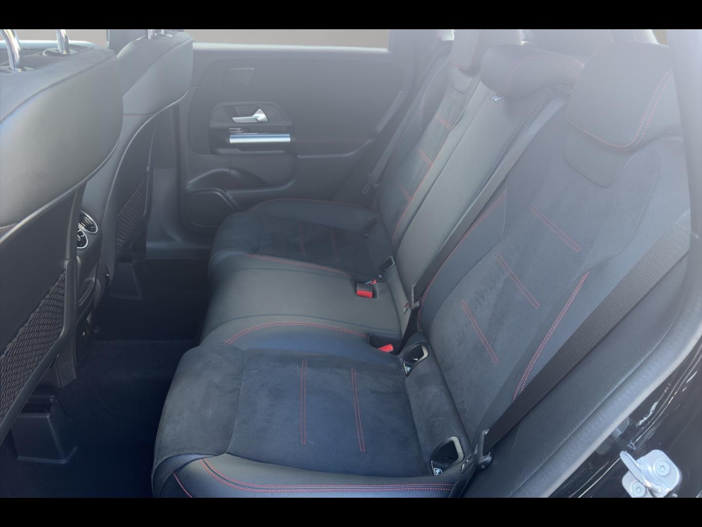 Image MERCEDES-BENZ Classe B 200d 150ch AMG Line 8G-DCT